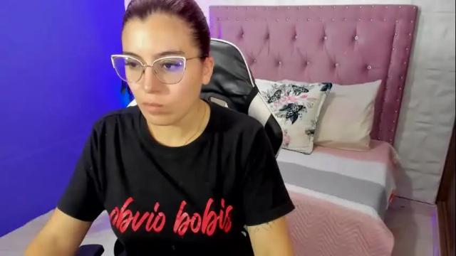 Image 2 of allisonlove_88 Stream on Chaturbate on 1 month ago