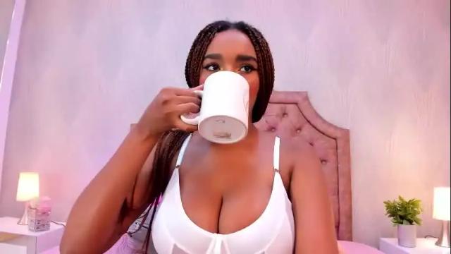 Image 2 of allisonn_bell Stream on Chaturbate on 15 days ago