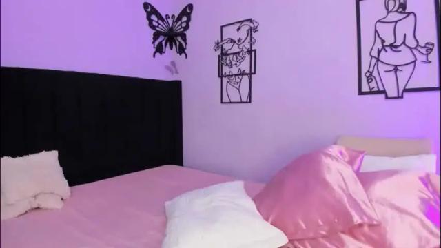 Image 10 of allisonn_bell Stream on Chaturbate on 2 months ago