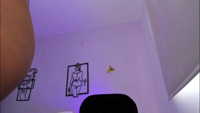 Image 4 of allisonn_bell Stream on Chaturbate on 1 month ago