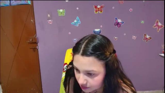 Image 10 of allisonn_smith18 Stream on Chaturbate on 23 days ago