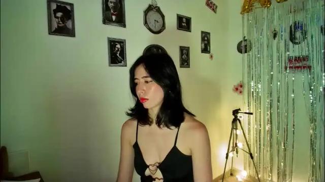 Image 12 of allisson_rose Stream on Chaturbate on 6 days ago