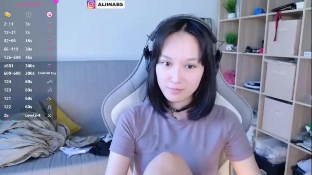 Image 11 of alllinaeve Stream on Chaturbate on 1 month ago