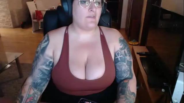 Image 3 of allnaturaldiamond Stream on Chaturbate on 25 days ago