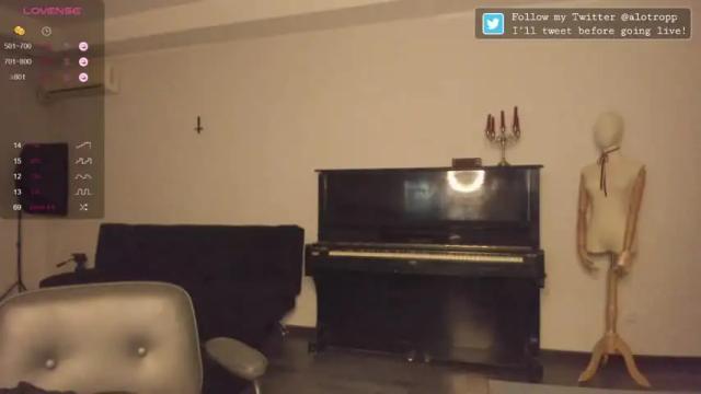 Image 7 of allotropp Stream on Chaturbate on 16 months ago