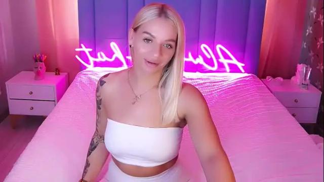 Image 11 of allwayshottt Stream on Chaturbate on 6 days ago