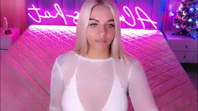 Image 12 of allwayshottt Stream on Chaturbate on 21 days ago