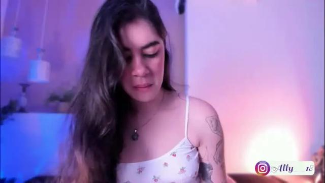 Image 4 of ally_addams Stream on Chaturbate on 2 months ago