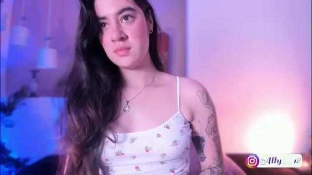 Image 7 of ally_addams Stream on Chaturbate on 2 months ago