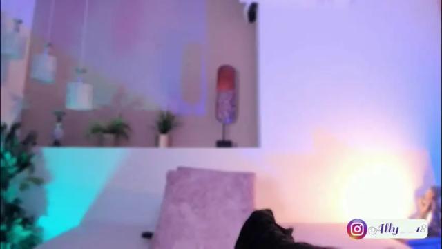 Image 2 of ally_addams Stream on Chaturbate on 2 months ago