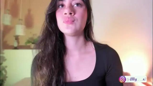 Image 4 of ally_addams Stream on Chaturbate on 1 month ago