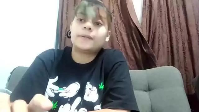 Image 10 of ally_and_ryan Stream on Chaturbate on 22 months ago