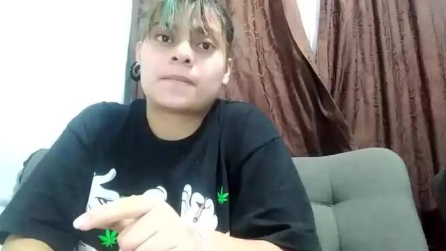 Image 7 of ally_and_ryan Stream on Chaturbate on 22 months ago