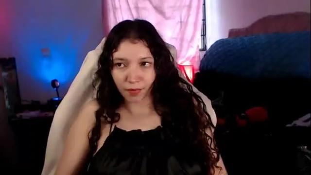 Image 8 of ally_donfort Stream on Chaturbate on 3 months ago