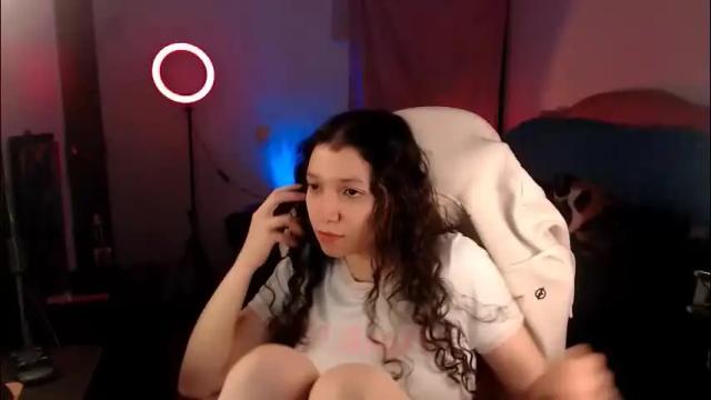 Image 12 of ally_donfort Stream on Chaturbate on 3 months ago