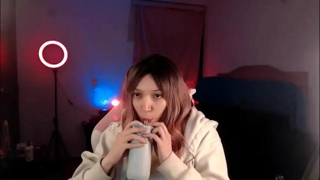 Image 7 of ally_donfort Stream on Chaturbate on 2 months ago