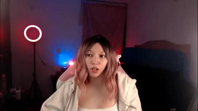 Image 8 of ally_donfort Stream on Chaturbate on 2 months ago