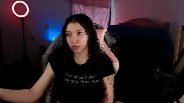 Image 10 of ally_donfort Stream on Chaturbate on 2 months ago