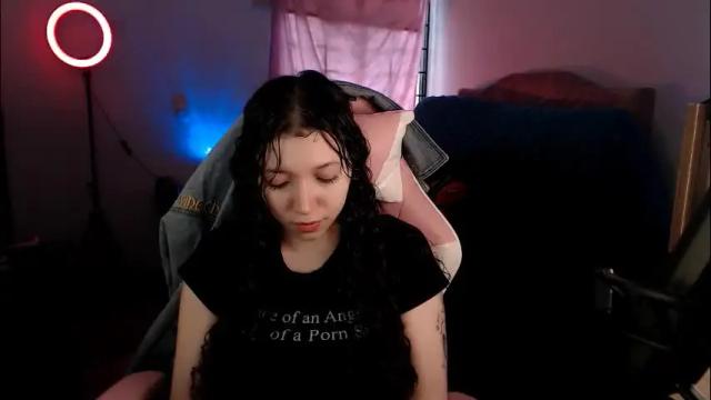 Image 4 of ally_donfort Stream on Chaturbate on 2 months ago