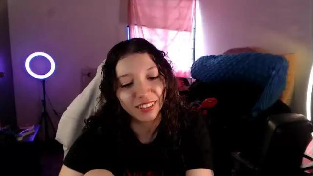 Image 12 of ally_donfort Stream on Chaturbate on 1 month ago