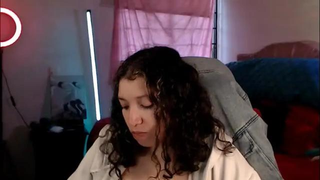 Image 10 of ally_donfort Stream on Chaturbate on 4 days ago