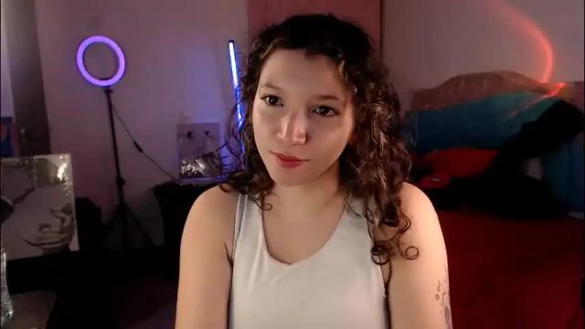 Image 2 of ally_donfort Stream on Chaturbate on 18 days ago