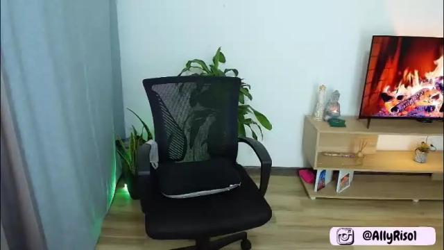 Image 12 of ally_riso Stream on Chaturbate on 1 month ago