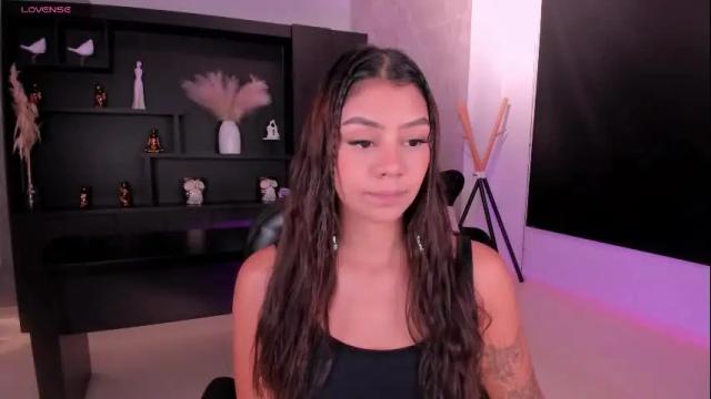 Image 2 of allyjensen Stream on Chaturbate on 21 days ago