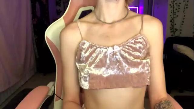 Image 6 of allyoursss1212 Stream on Chaturbate on 1 month ago