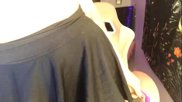 Image 11 of allyoursss1212 Stream on Chaturbate on 23 days ago