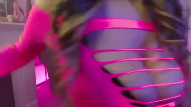 Image 4 of allys_secret Stream on Chaturbate on 2 months ago