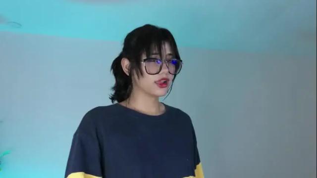 Image 2 of allyson_4 Stream on Chaturbate on 1 month ago