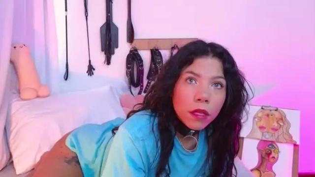 Image 2 of allyyrose_ Stream on Chaturbate on 13 months ago