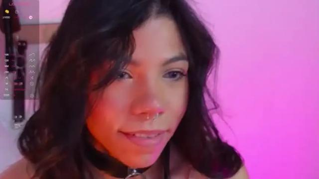 Image 6 of allyyrose_ Stream on Chaturbate on 13 months ago
