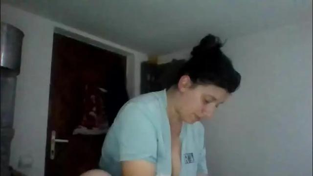 Image 3 of alma_amy Stream on Chaturbate on 1 month ago