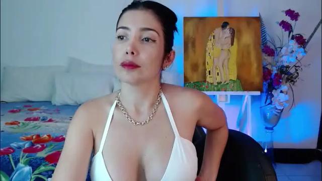 Image 6 of alma_art_ Stream on Chaturbate on 1 month ago