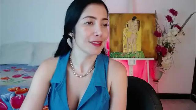 Image 7 of alma_art_ Stream on Chaturbate on 1 month ago