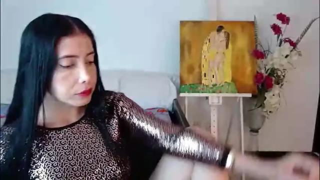 Image 4 of alma_art_ Stream on Chaturbate on 26 days ago