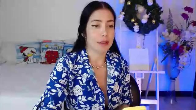 Image 2 of alma_art_ Stream on Chaturbate on 1 month ago