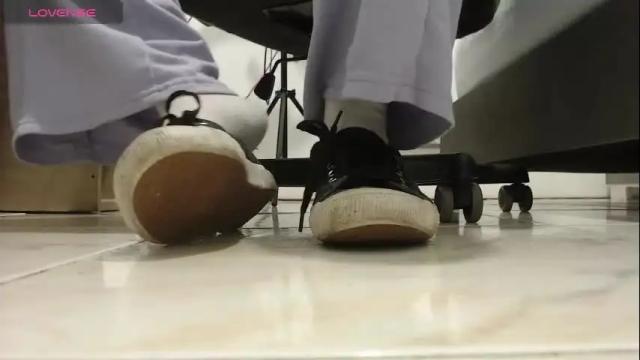 Image 10 of alma_fenix Stream on Chaturbate on 1 month ago