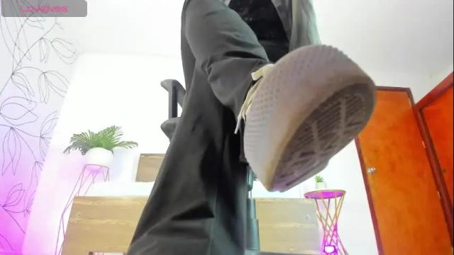 Image 10 of alma_fenix Stream on Chaturbate on 12 days ago