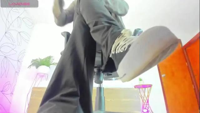 Image 11 of alma_fenix Stream on Chaturbate on 12 days ago