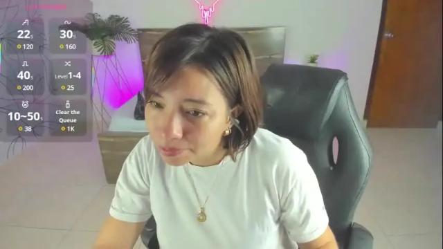 Image 8 of alma_fenix Stream on Chaturbate on 1 month ago