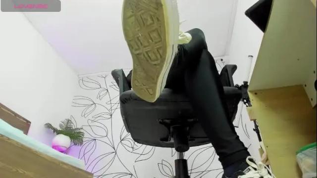 Image 12 of alma_fenix Stream on Chaturbate on 1 month ago