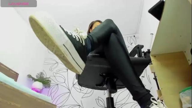 Image 4 of alma_fenix Stream on Chaturbate on 1 month ago
