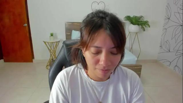 Image 4 of alma_fenix Stream on Chaturbate on 26 days ago