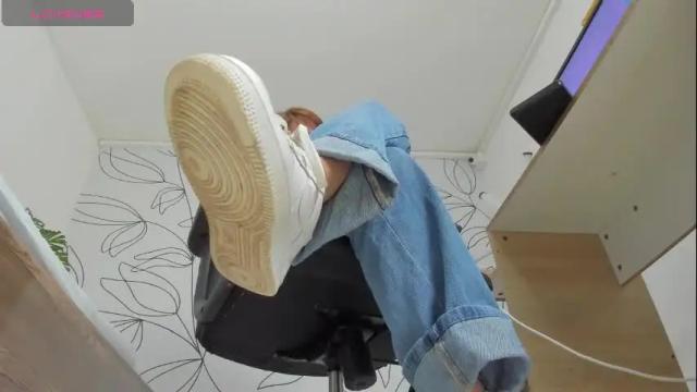 Image 8 of alma_fenix Stream on Chaturbate on 20 days ago