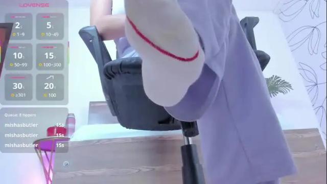 Image 6 of alma_fenix Stream on Chaturbate on 19 days ago