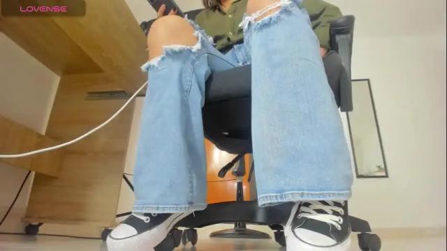Image 8 of alma_fenix Stream on Chaturbate on 17 days ago