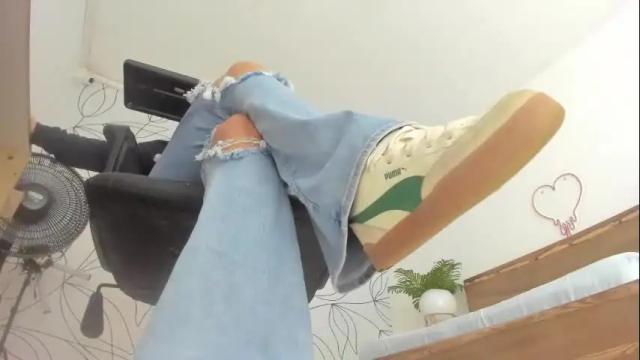 Image 3 of alma_fenix Stream on Chaturbate on 13 days ago